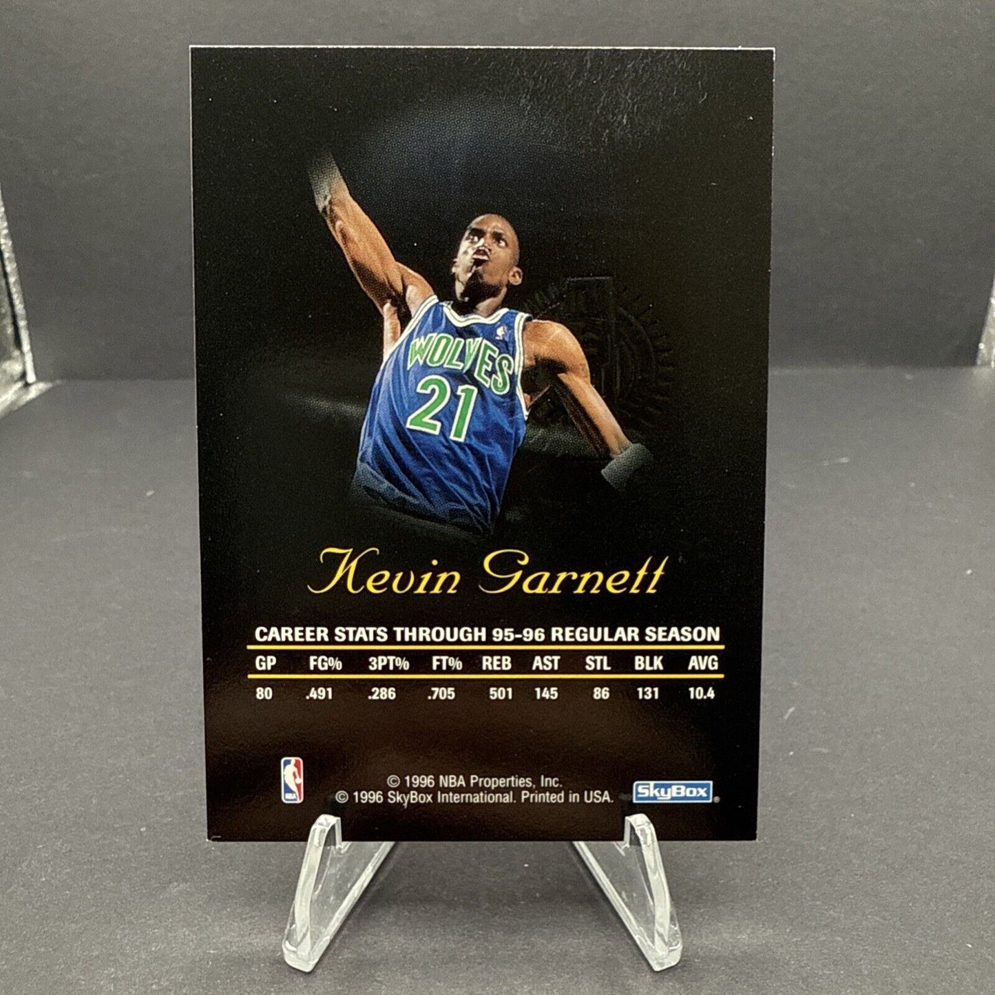1996-97 Skybox Premium Kevin Garnett Autographics Autograph Auto Blue Ink