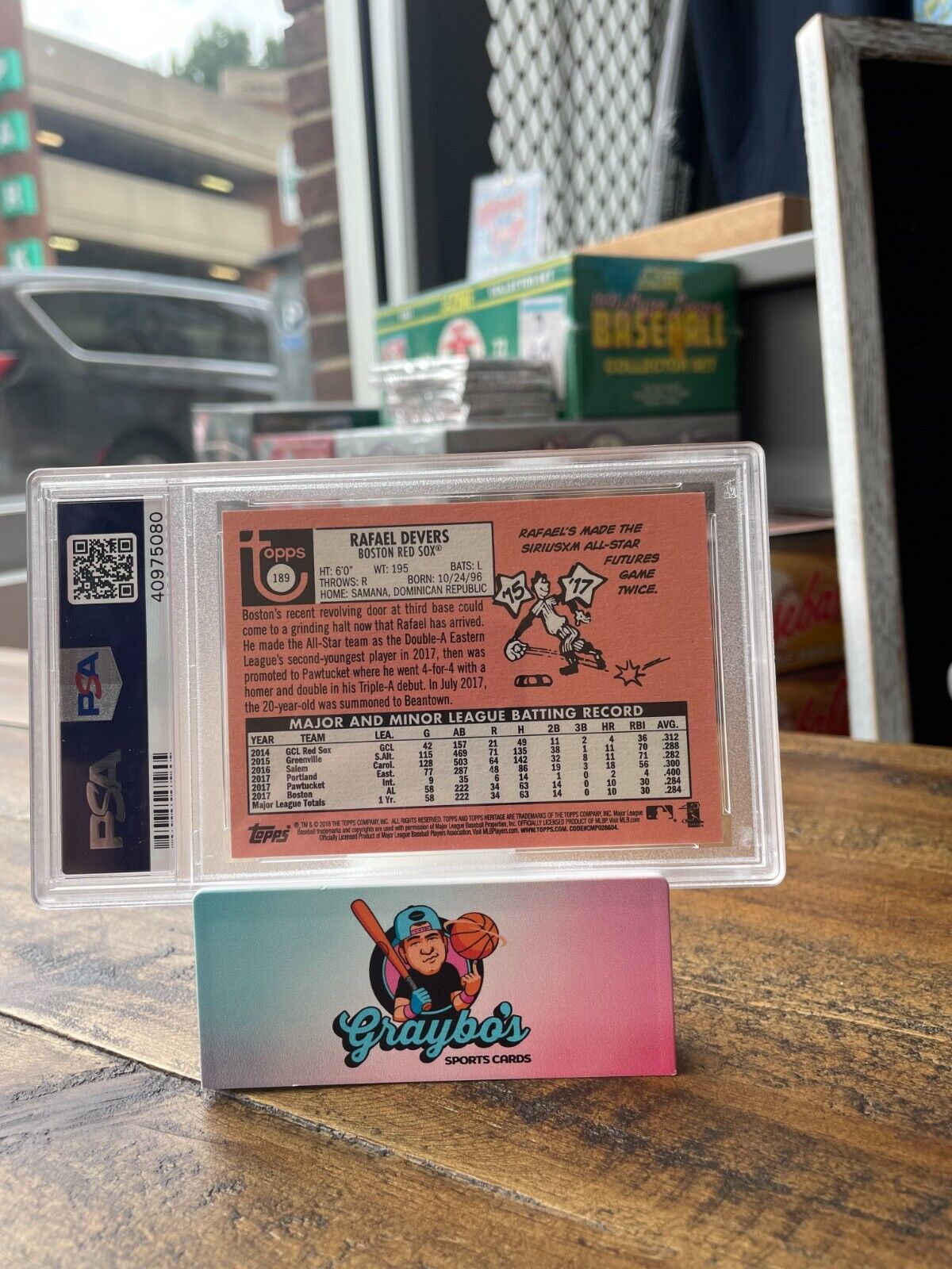 2018 Topps Heritage Rafael Devers RC "Nickname" #189 PSA 9