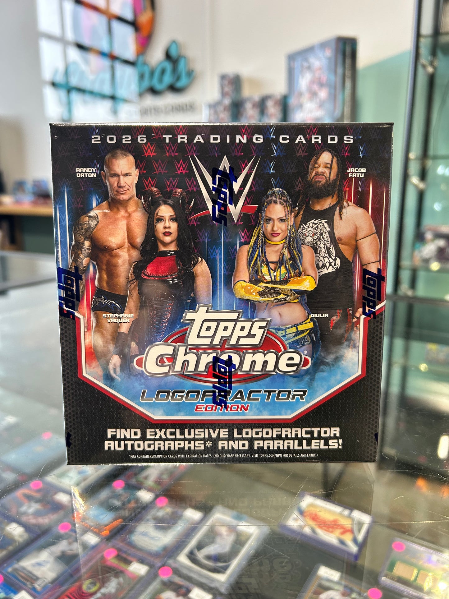 2026 Topps Chrome WWE Logofractor Edition Box