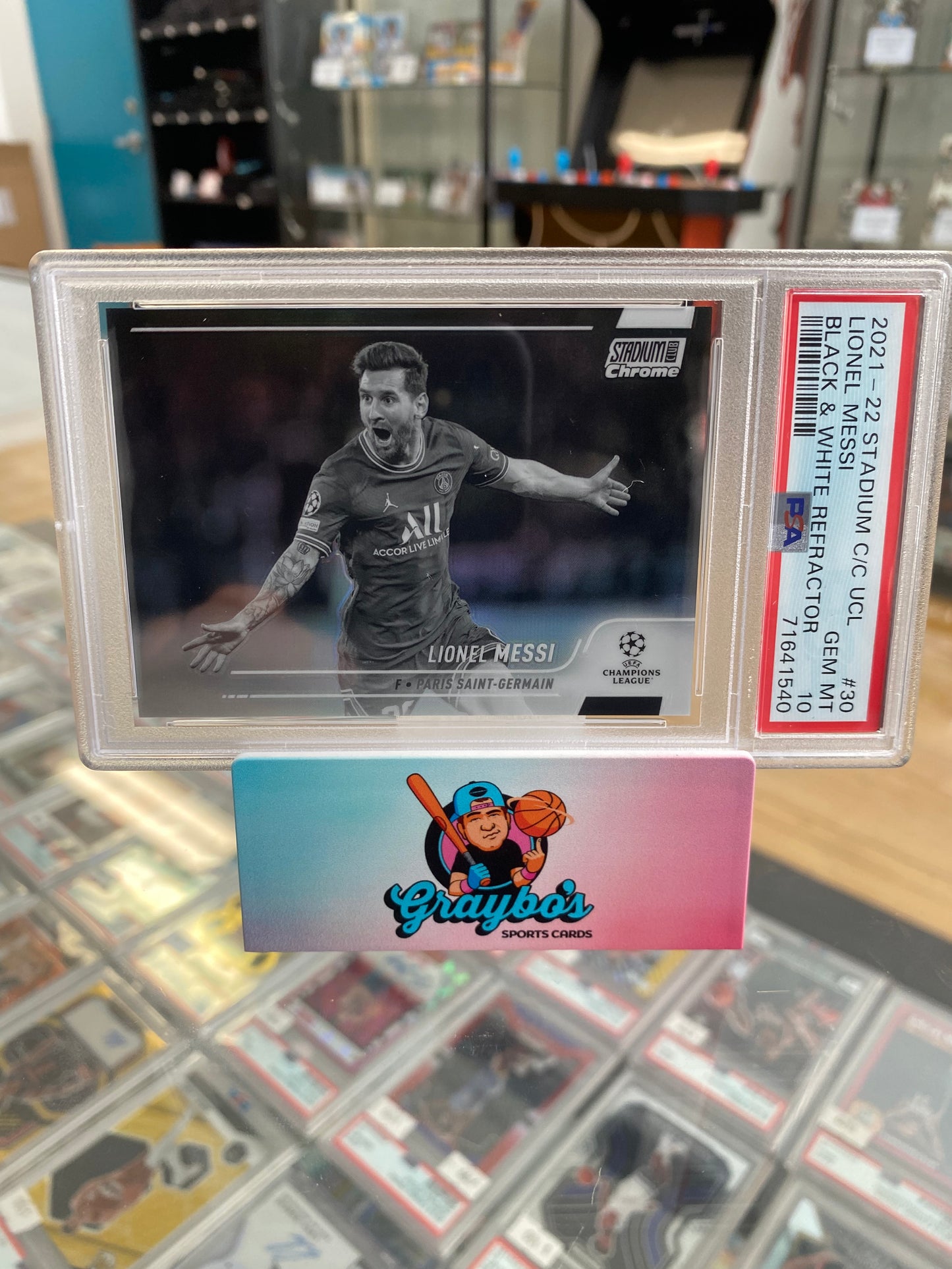 2021-22 Stadium Chrome Lionel Messi Black & White Refractor #30 /299 PSA 10