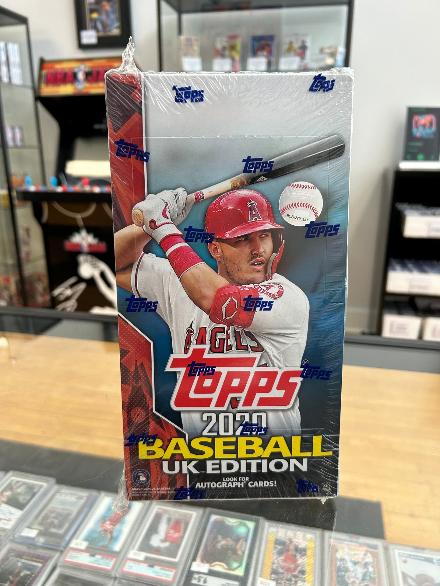 2022 Topps Baseball United Kingdom Edition Box