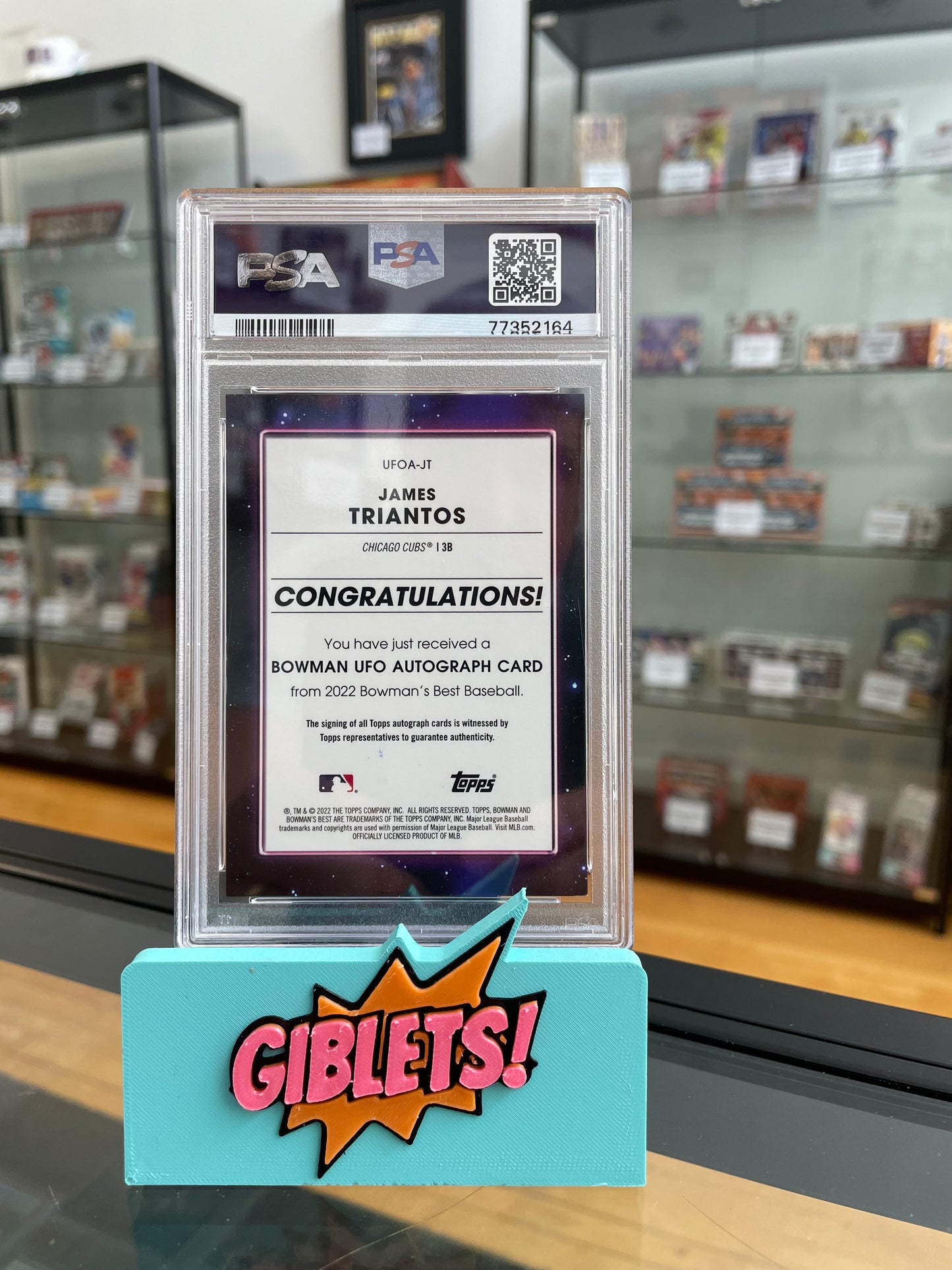 2022 Bowman's Best James Triantos UFO Auto-Atomic Refractor #UFOAJT PSA 9