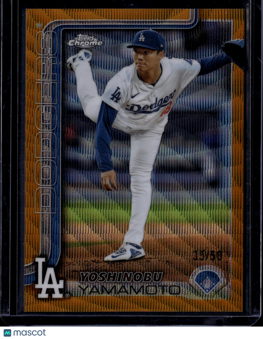 2025 Topps Chrome Yoshinobu Yamamoto #179 Gold RayWave Refractor /50