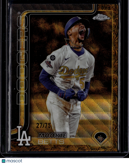 2023 Topps Chrome Gilded Collection Mookie Betts #40 Gold Etched Refractor 27/75