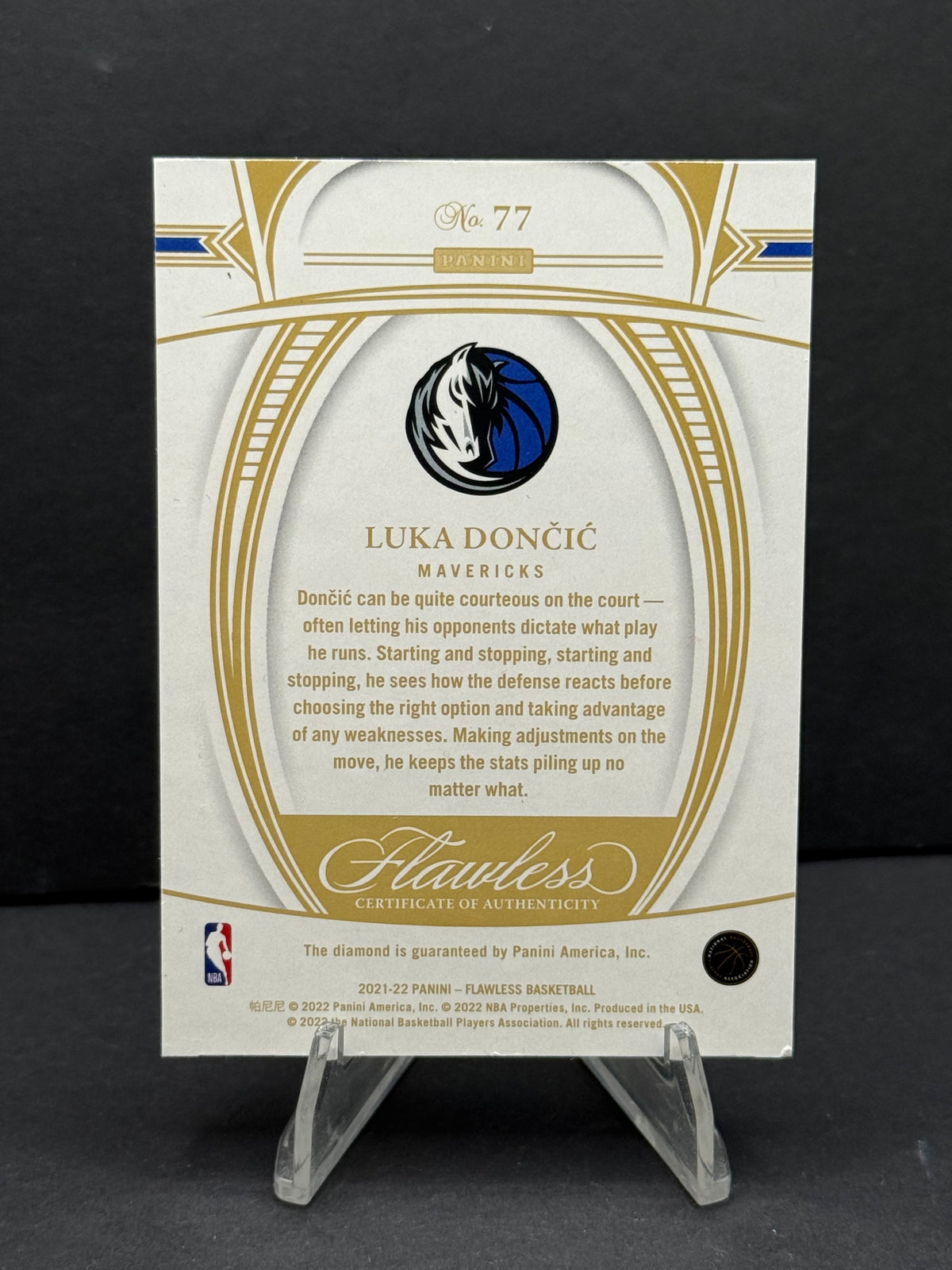 2022 Panini Flawless Luka Dončić #77 Diamond /10