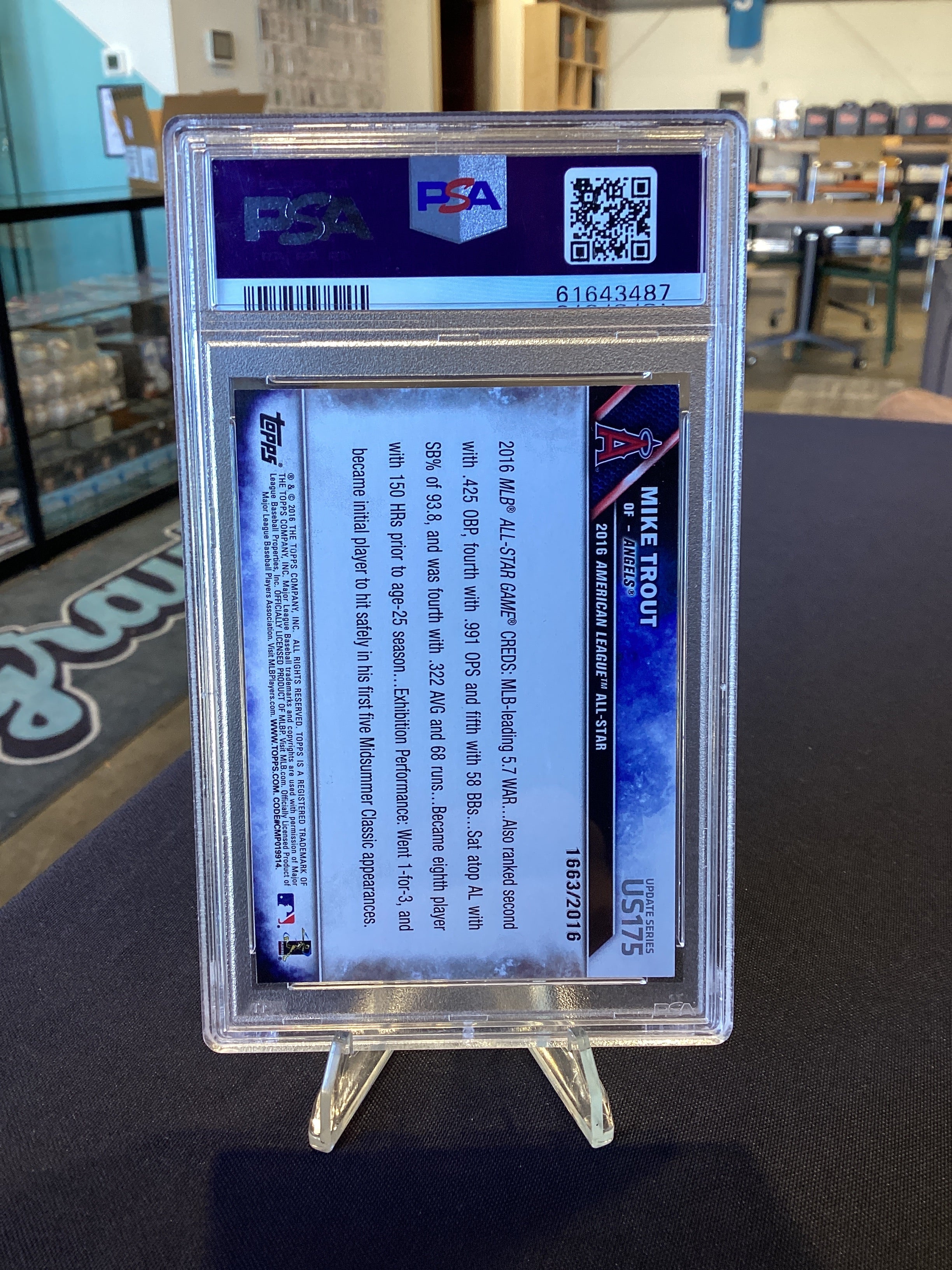 2016 Topps Update Mike Trout #US175 Horizontal Gold PSA 9