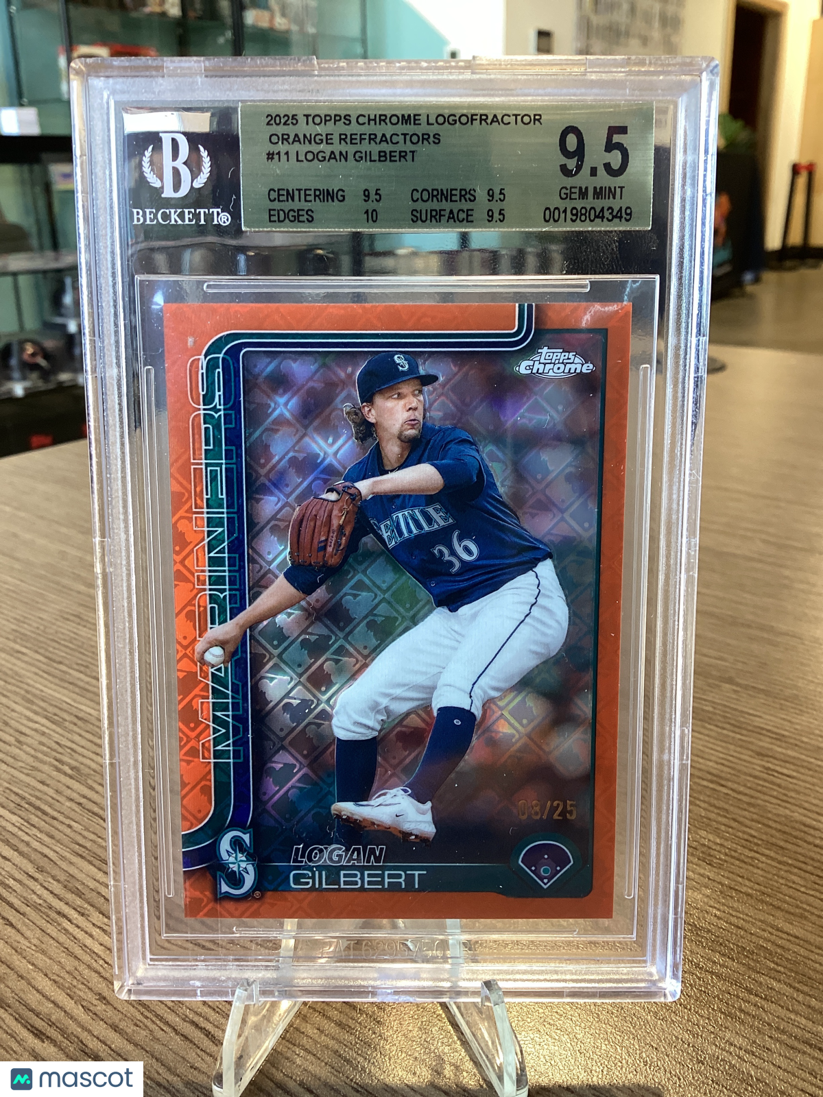 2025 Topps Chrome Logofractor Orange Refractors Logan Gilbert #11 BGS 9.5