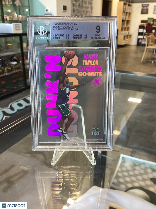 1998 E-X Century Dunk 'N Go Nuts Robert Traylor #13 BGS 9