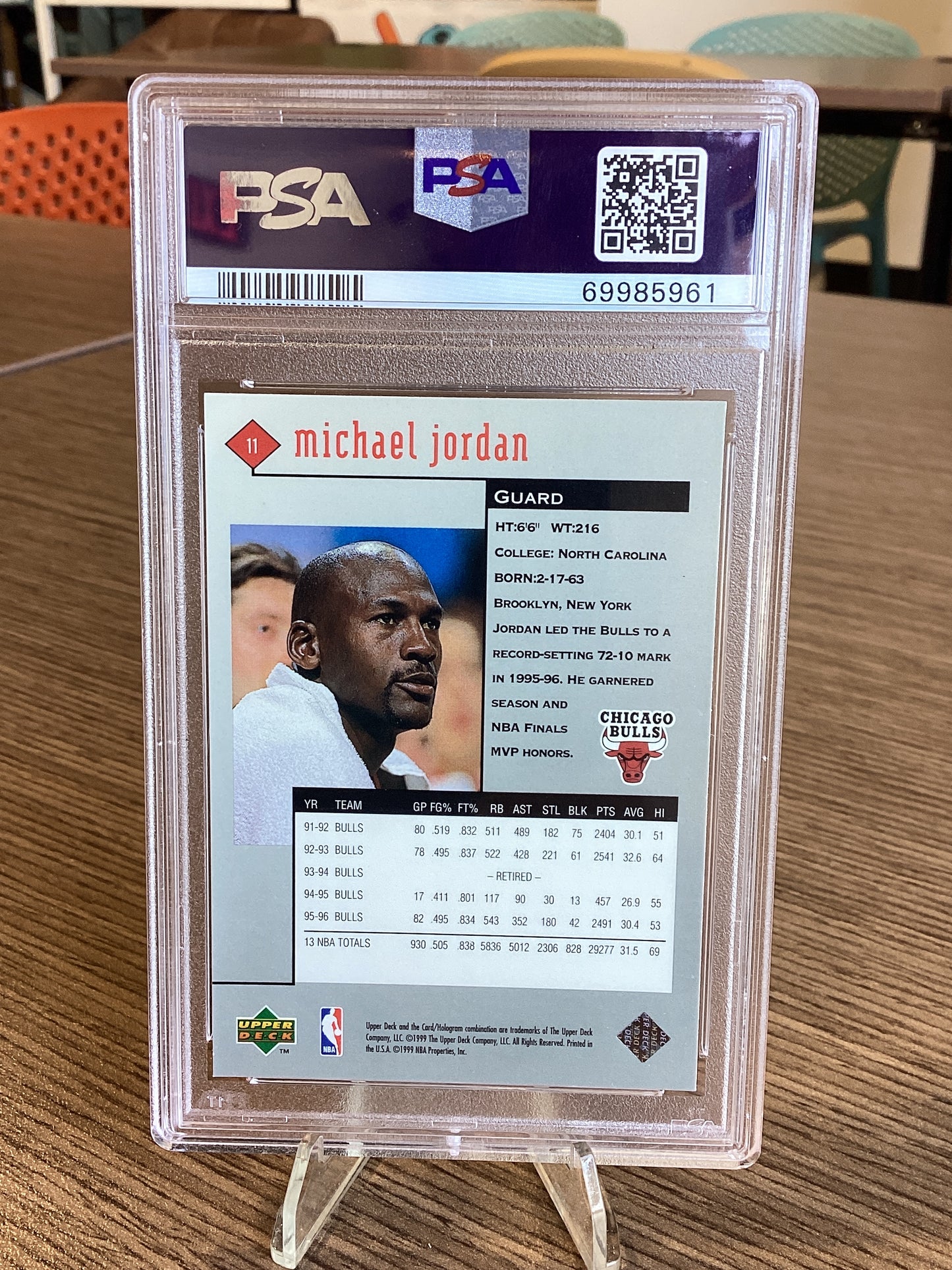 1998 Upper Deck Black Diamond Michael Jordan #11 Single PSA 9