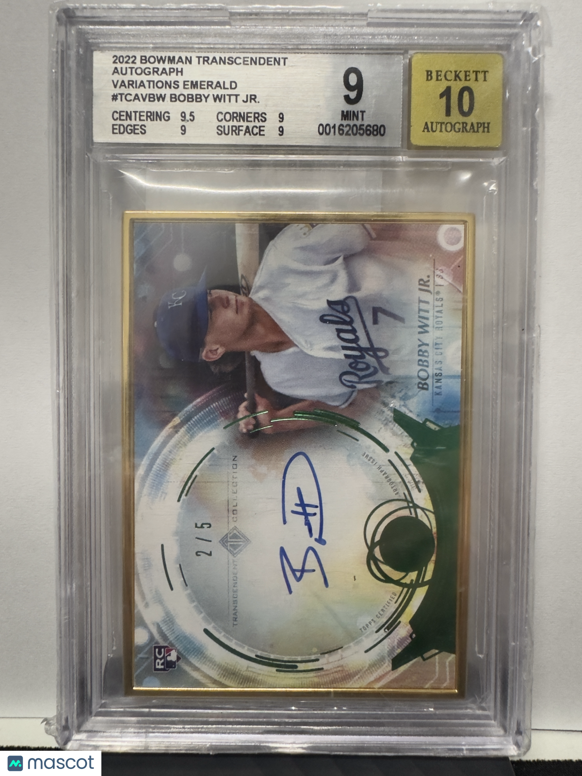 2022 Bowman Transcendent Autograph Emerald Bobby Witt Jr. /5 #TCAVBW BGS 9