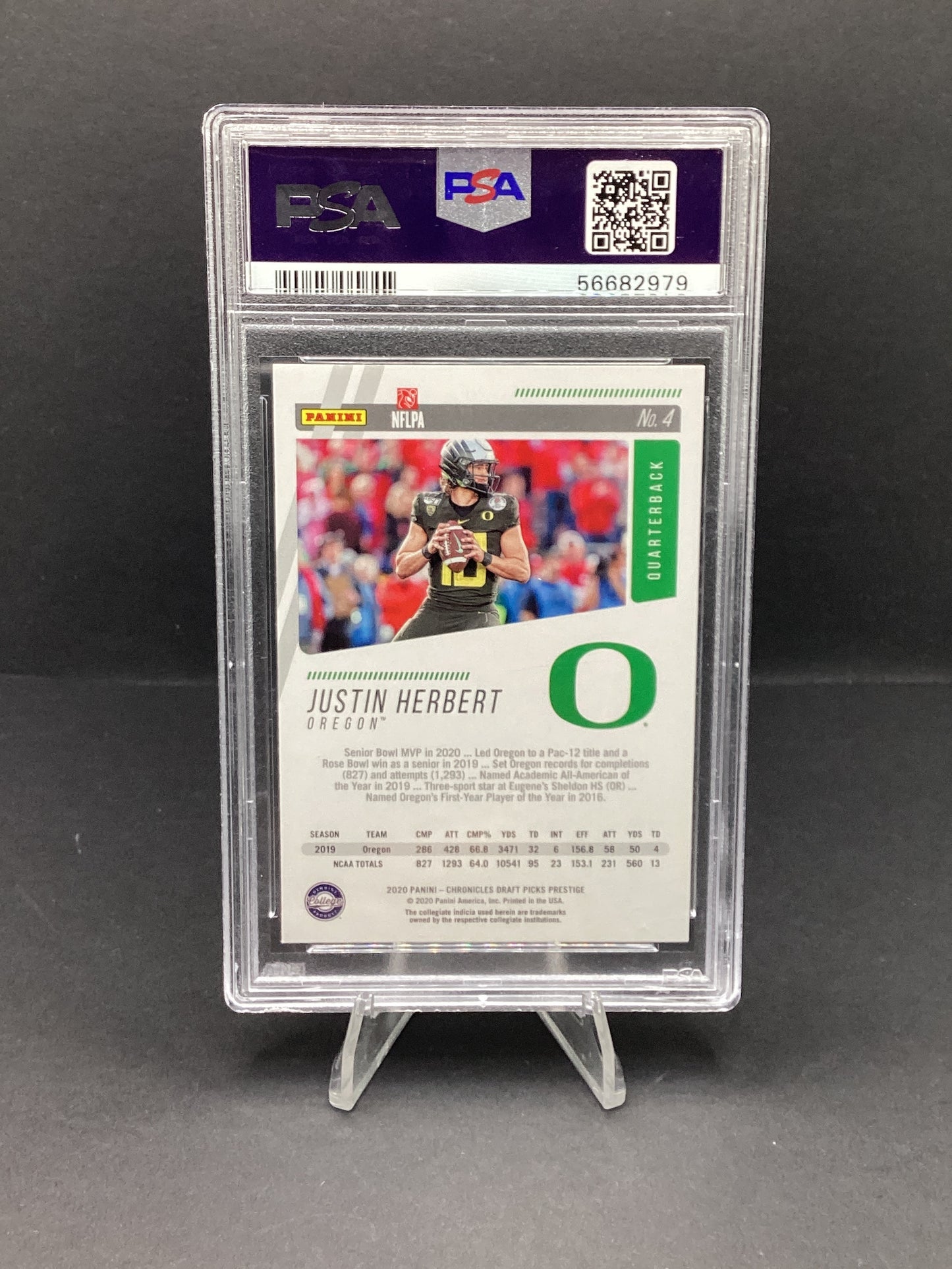 2020 Panini Chronicles Draft Picks Prestige Justin Herbert #4 PSA 9