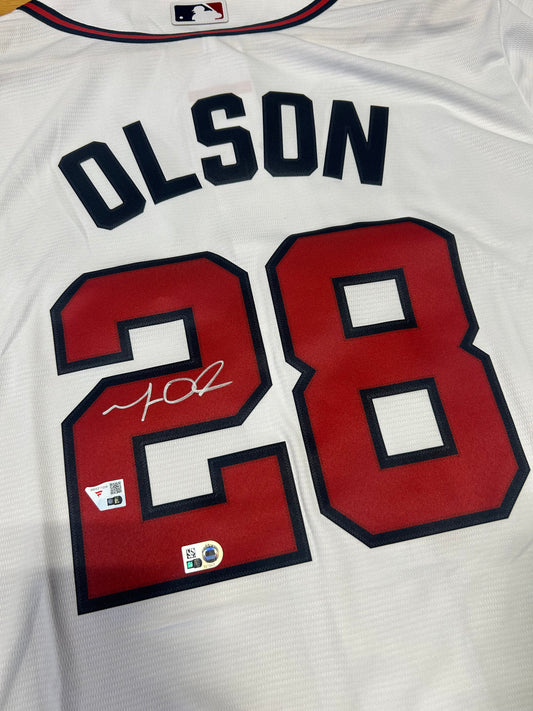 Matt Olson Atlanta Braves Autographed Jersey