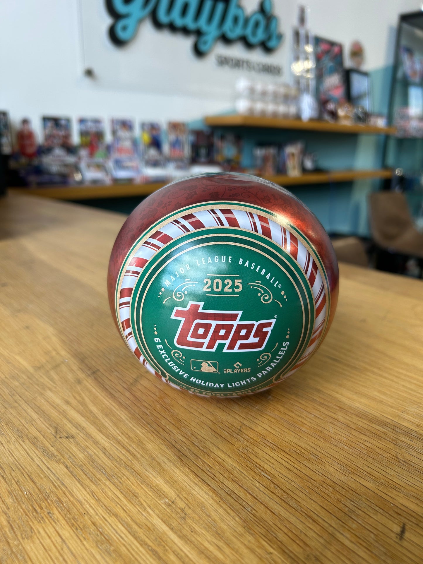 2025 Topps Holiday Baseball Tin