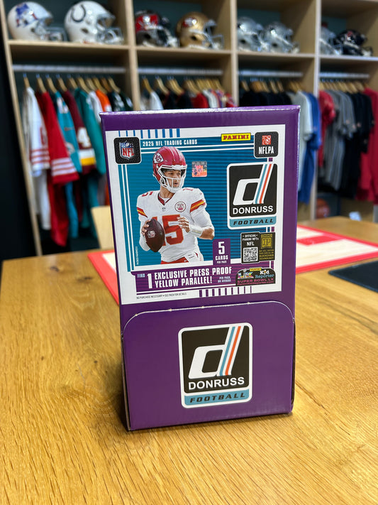 2025 Panini Donruss Football Gravity Feed Box