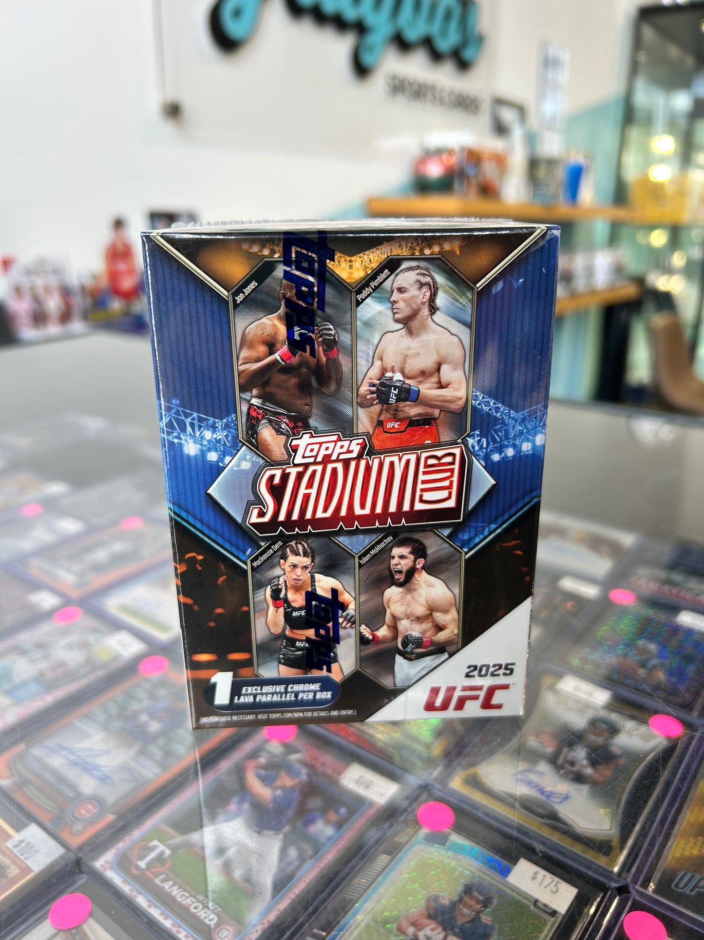 2025 Topps Stadium Club UFC Blaster Box