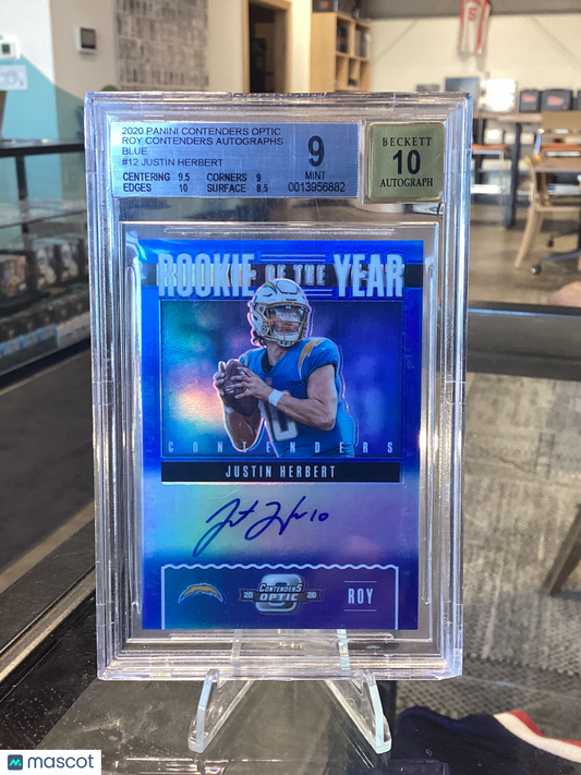 2020 Panini Contenders Optic Rookie Autographs Blue Justin Herbert /75 BGS 9